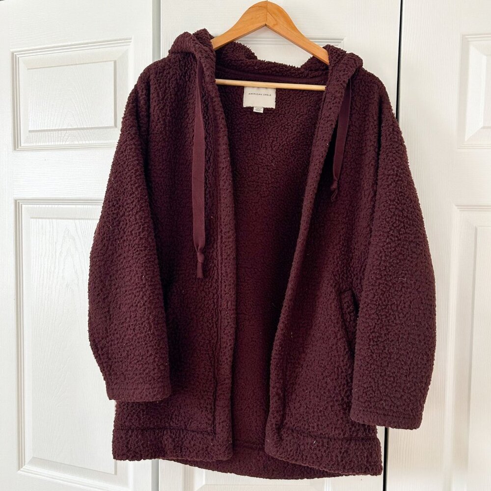 American Eagle Burgundy Sherpa Hooded Cardigan Jacket Womens Medium Cozy Size XS